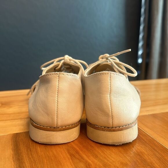 Rollie side cut out lace up flats - Picture 4 of 8